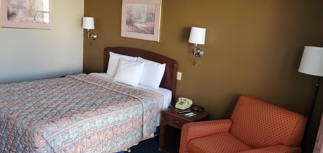 Brooks Motel Norton Kültér fotó